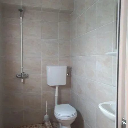 Casa Din Gradina Séjour à la ferme Eforie Sud (Constanta)