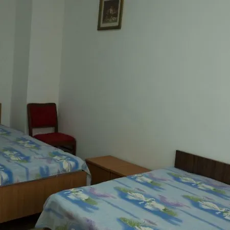 Casa Din Gradina Séjour à la ferme Eforie Sud (Constanta)